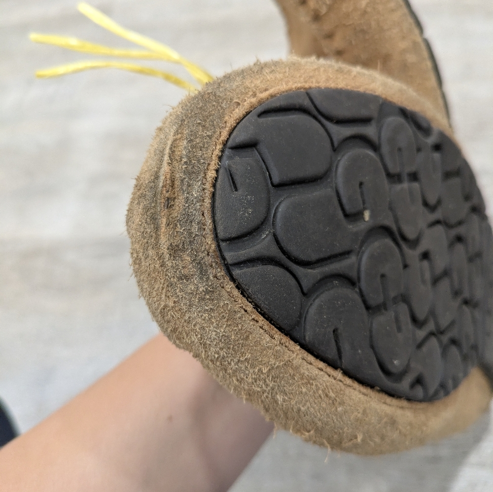 Ugg Men's Olsen Slippers - Picture 11 of 14